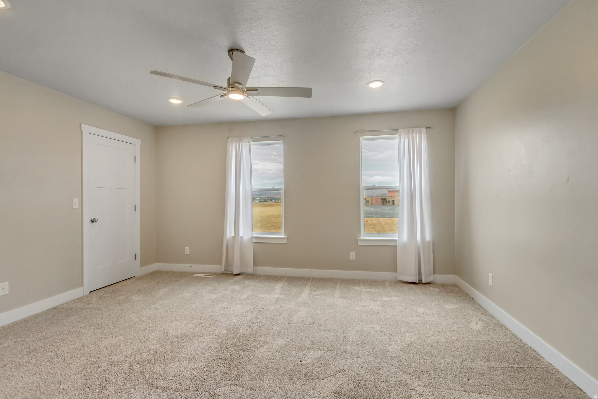 ALL ROAD TRAILHEAD - Residential