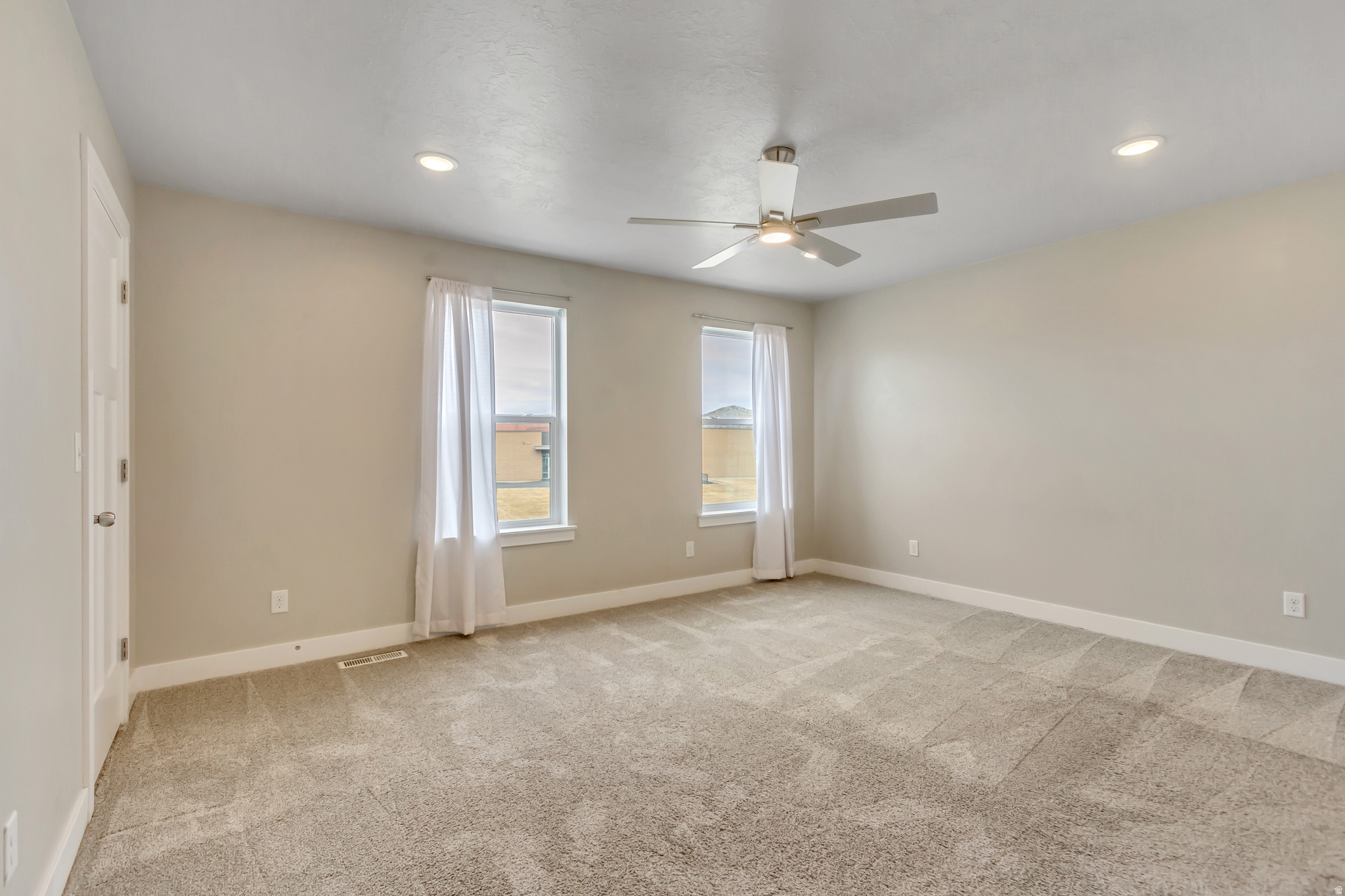 ALL ROAD TRAILHEAD - Residential