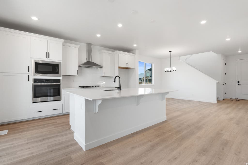 Photo of 5469 N SADDLE STONE CIR #530, Eagle Mountain, UT 84005 (MLS # 2177785)