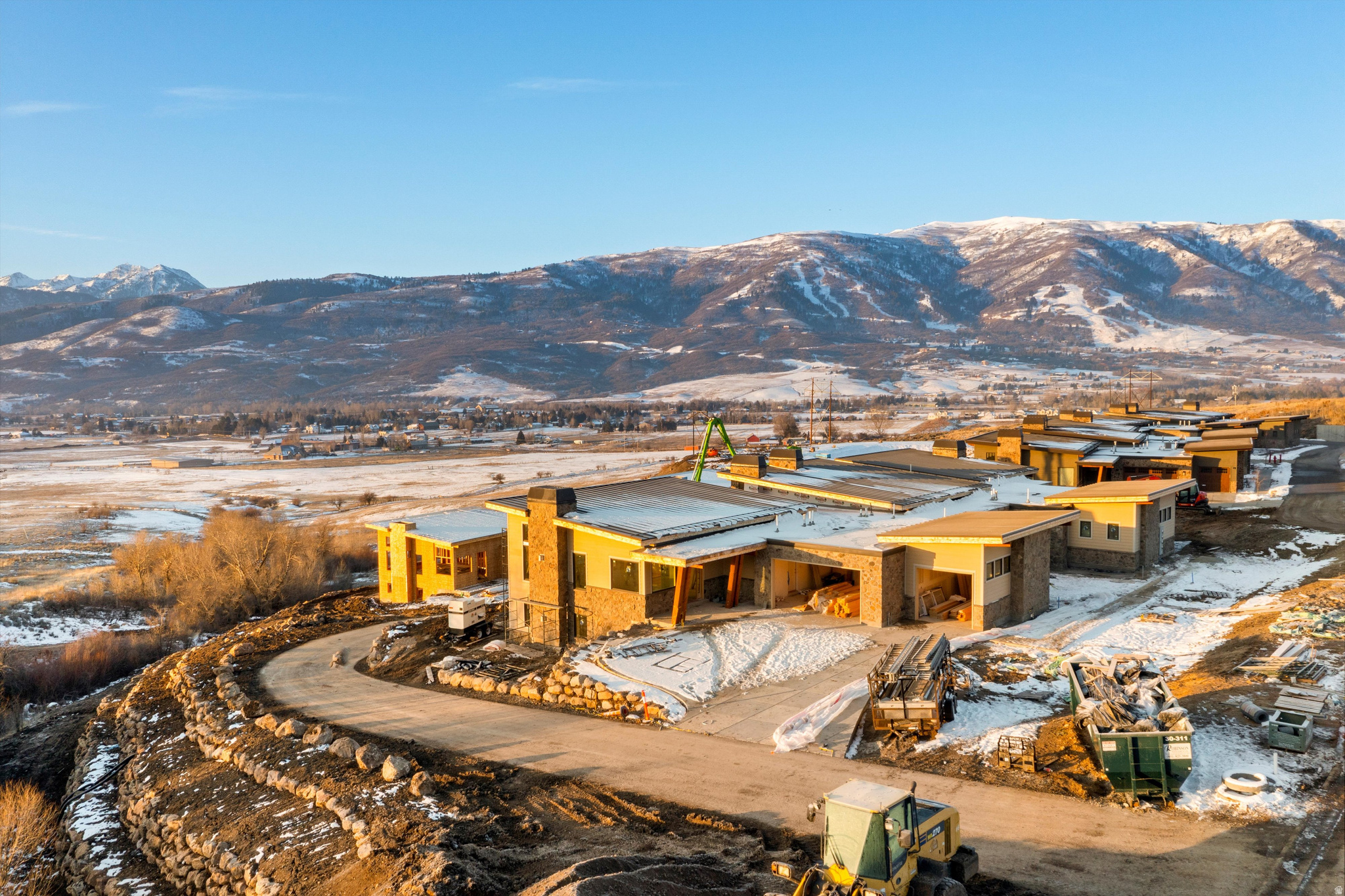 THE RIDGE TOWNHOMES - Residential