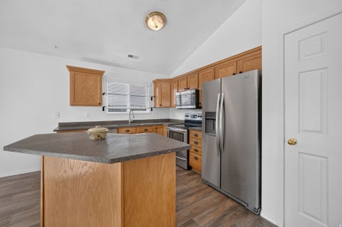 Tiny photo for 1971 W FLOISAND CIR, Salt Lake City, UT 84116 (MLS # 2169547)
