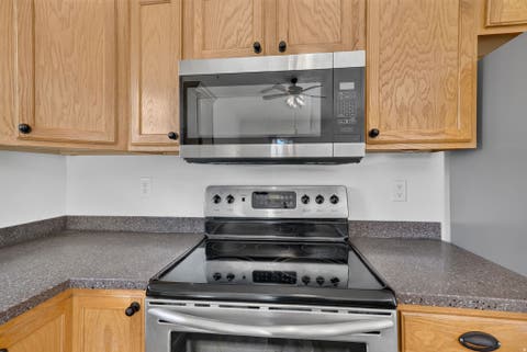 Tiny photo for 1971 W FLOISAND CIR, Salt Lake City, UT 84116 (MLS # 2169547)