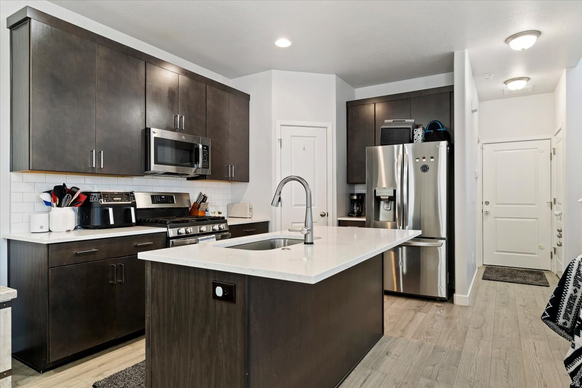 SALT POINT - Residential