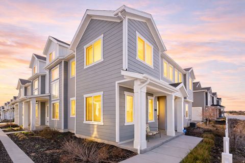 Photo of 3708 S 3235 W, West Haven, UT 84401 (MLS # 2145983)