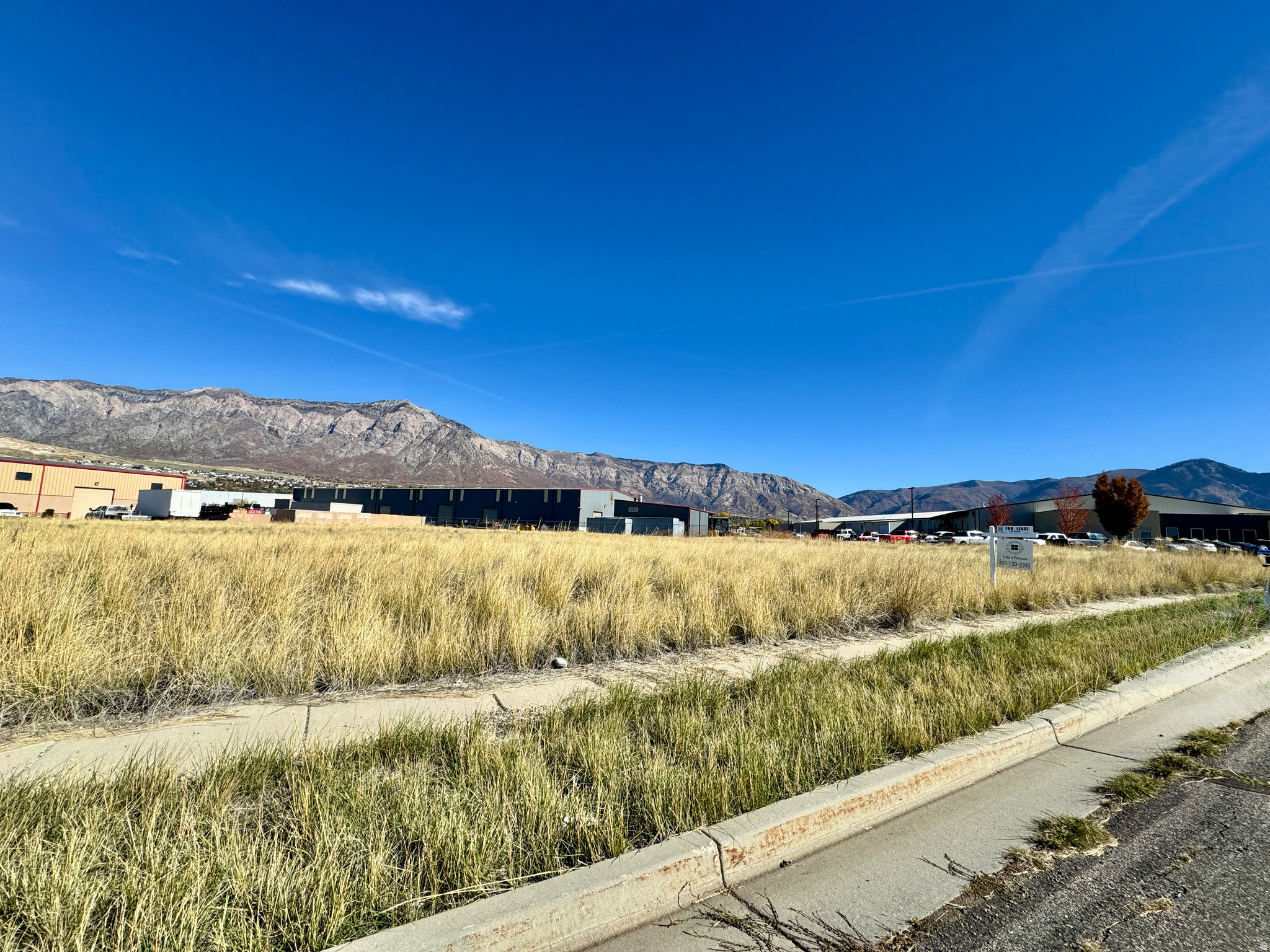 2750 N PARKLAND BLVD 16