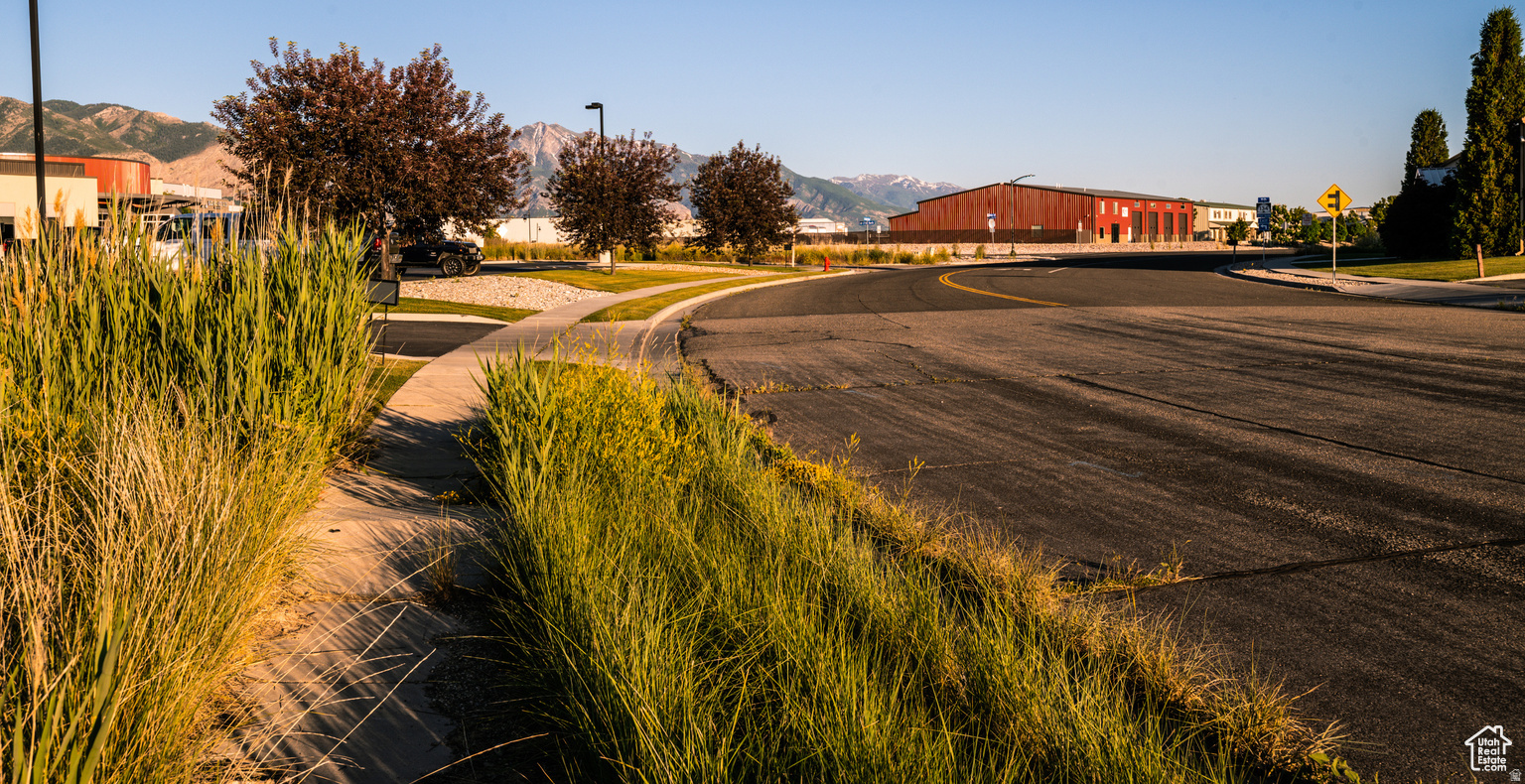 2750 N PARKLAND BLVD 16