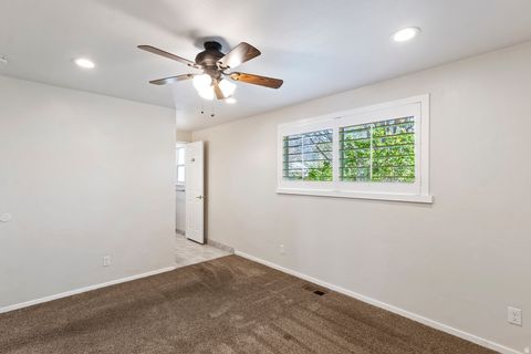 Tiny photo for 125 W 525 N, Kaysville, UT 84037 (MLS # 2146587)