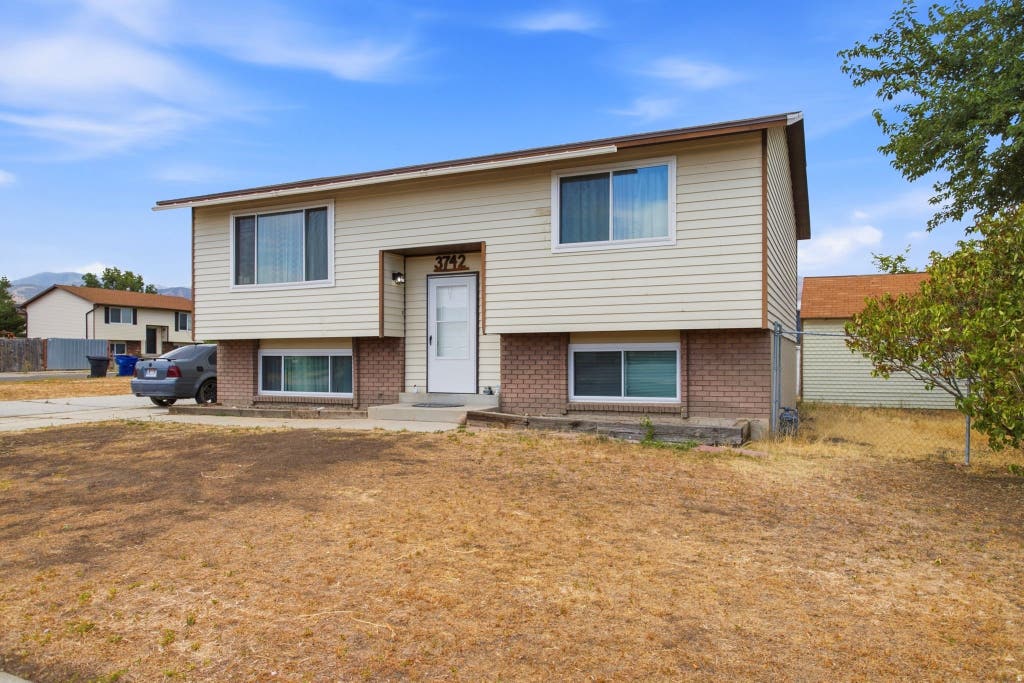 Photo of 3742 S ARMORIDGE DR W, Magna, UT 84044 (MLS # 2178682)