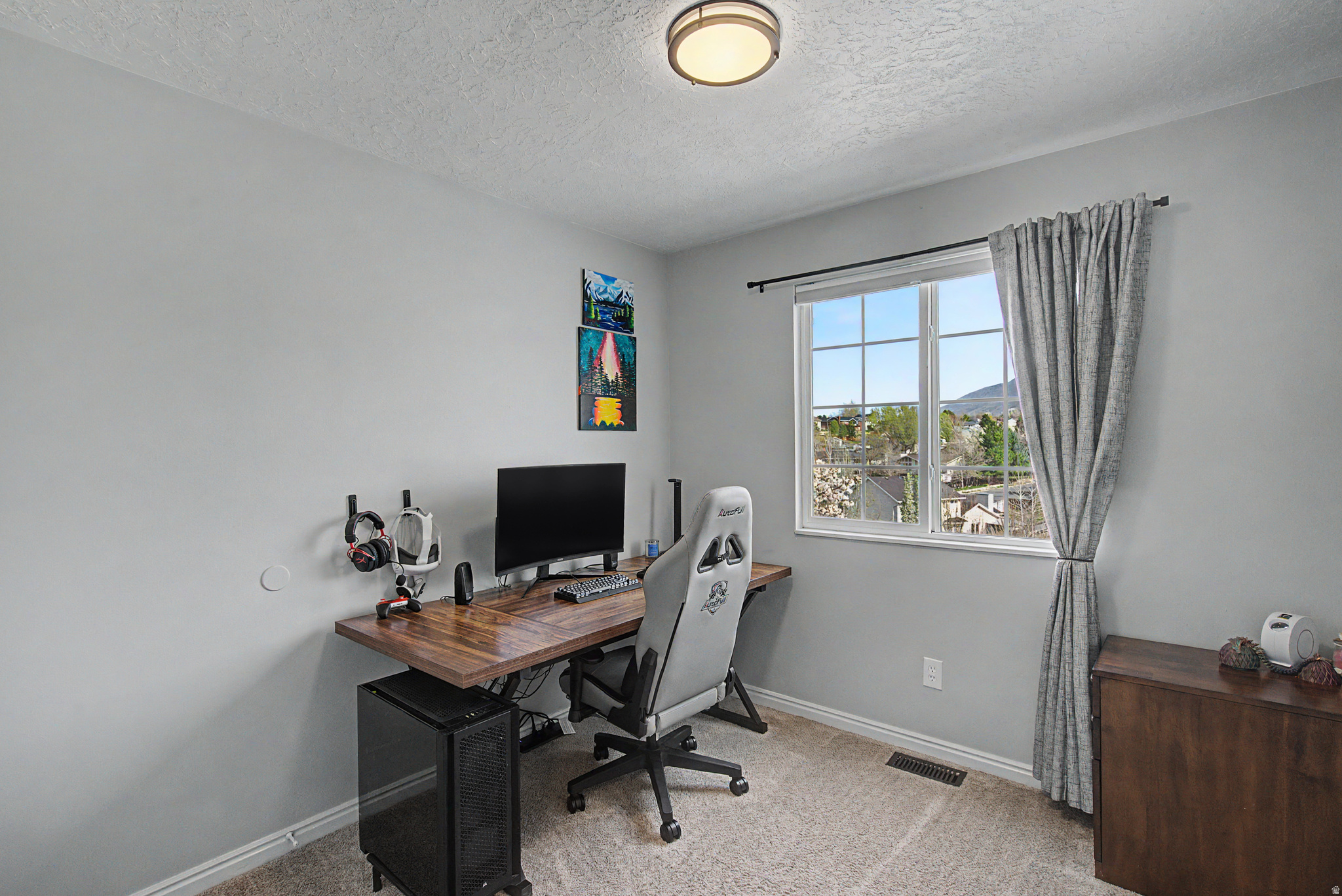 TRI-OAKS - Residential