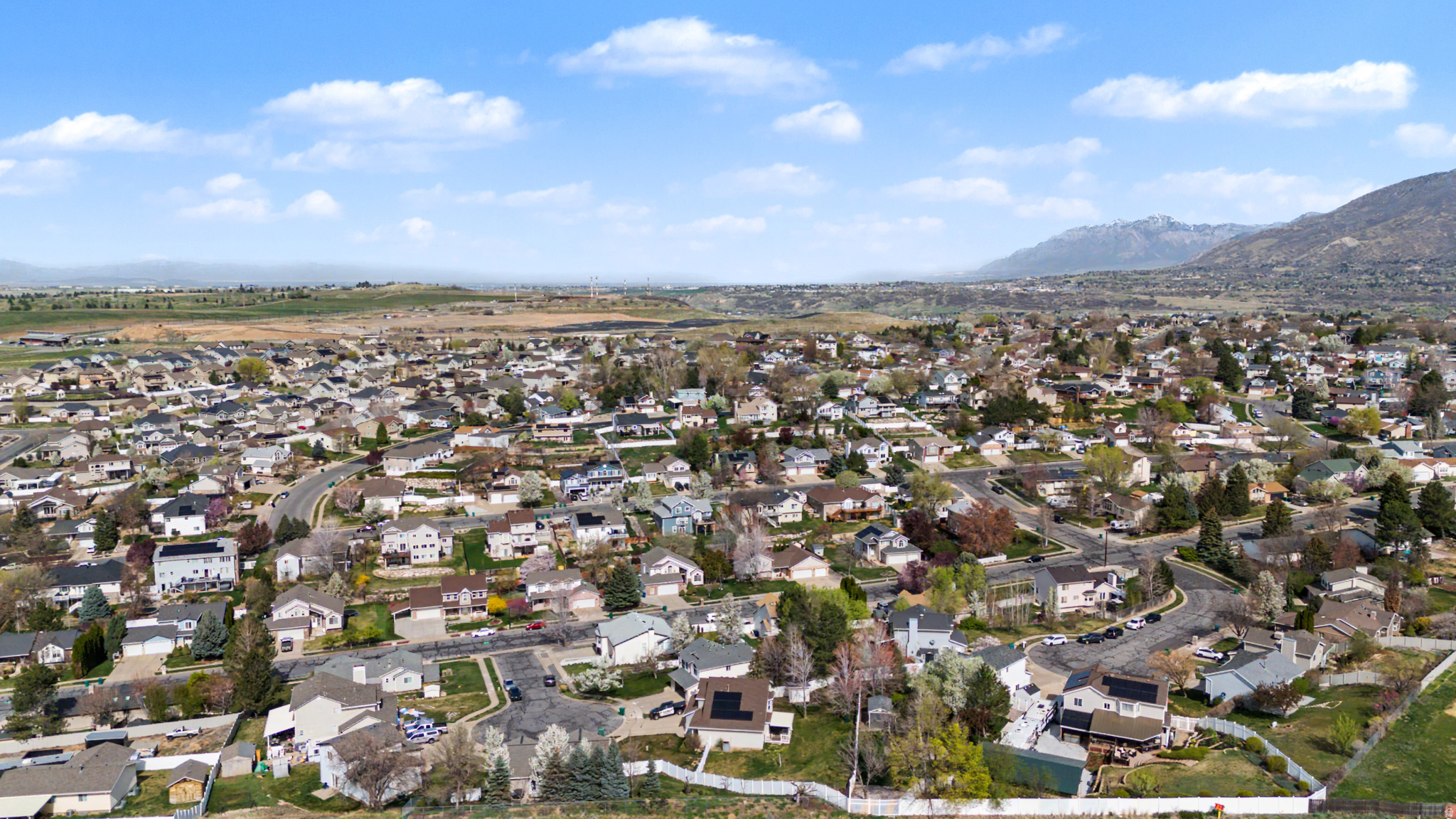 TRI-OAKS - Residential