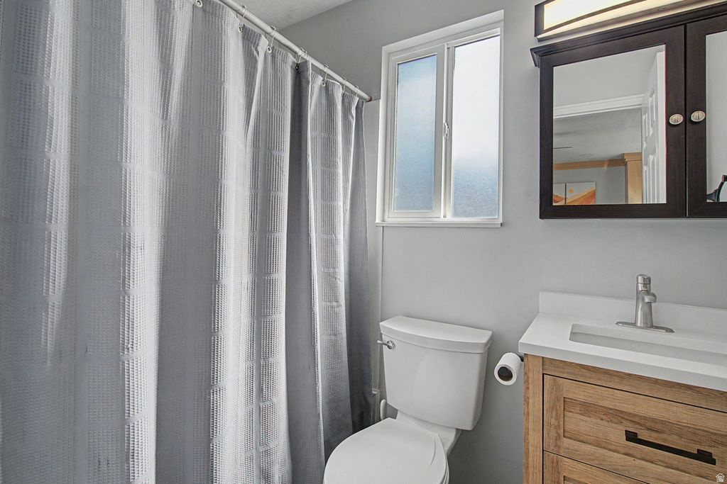 TRI-OAKS - Residential