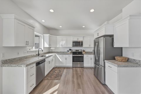 Tiny photo for 4869 E BREEZY PATCH RD, Eagle Mountain, UT 84005 (MLS # 2148307)