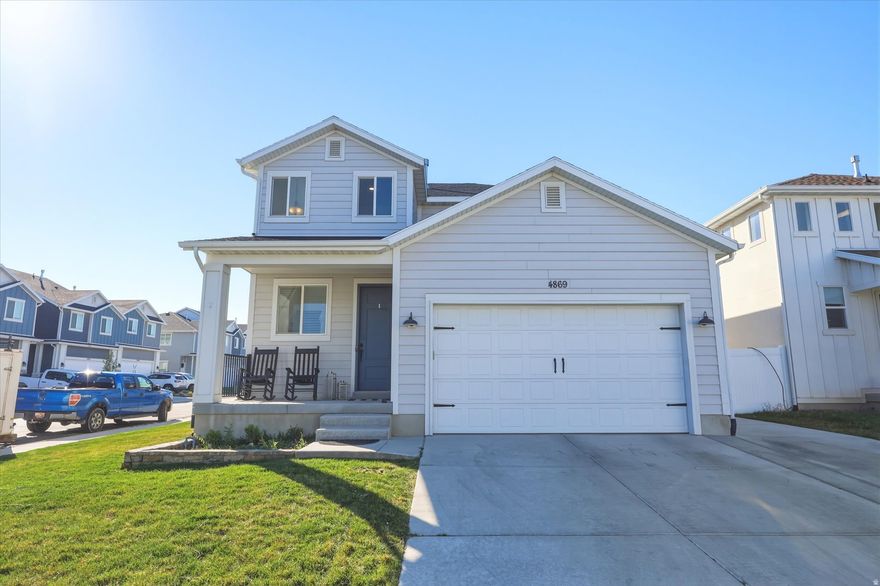 Come find the perfect blend of contemporary style and functional design in this stunning 3-bedroom, 2.5-bathroom single-family home. From sleek architectural lines to thoughtful upgrades, this home is designed for those who appreciate a modern aesthetic without sacrificing practical living space. One of the most sought-after features of this property is the expansive parking capacity on the side of the home. Forget the stress of cramped driveways or hunting for street spots, this home is truly one of a kind in this neighborhood. Buyer is advised to verify all information provided.