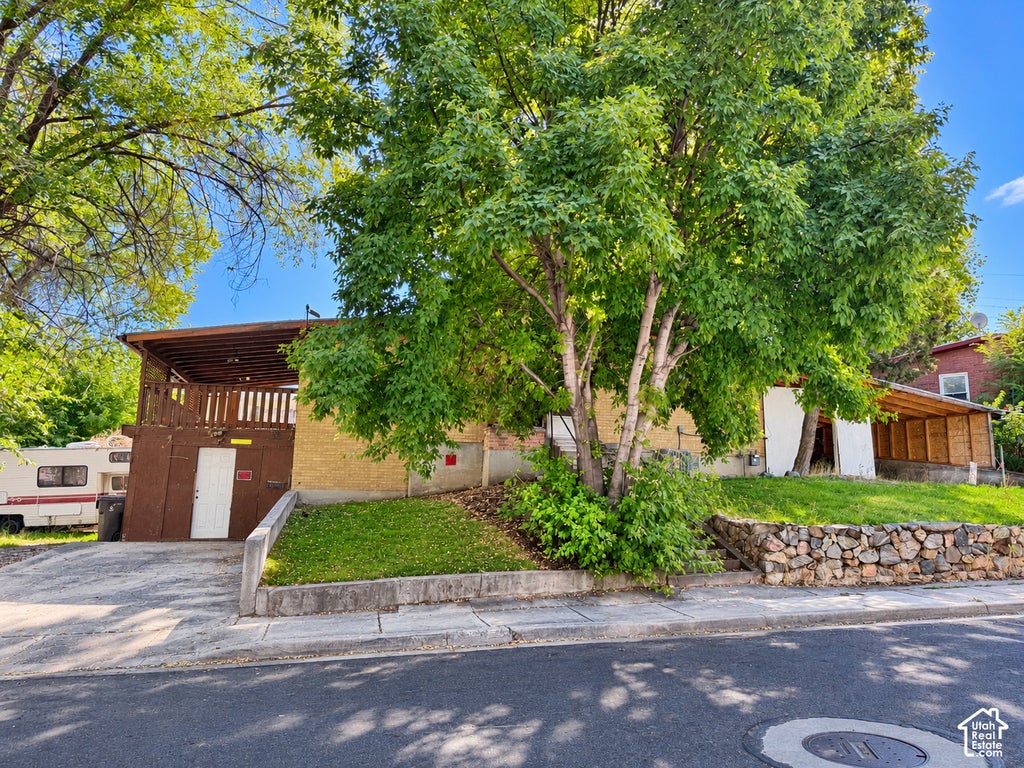 Photo of 195 E 40TH ST S, South Ogden, UT 84403 (MLS # 2190161)