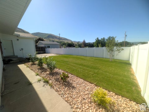 Tiny photo for 360 E 400 N, Centerville, UT 84014 (MLS # 2189795)