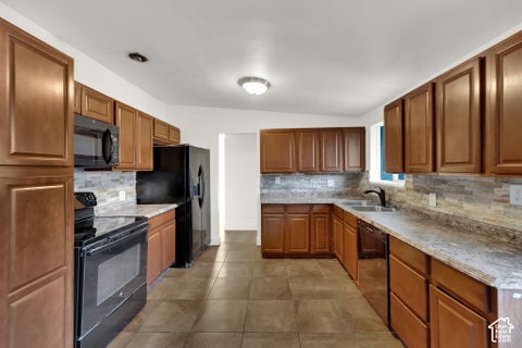 Tiny photo for 360 E 400 N, Centerville, UT 84014 (MLS # 2189795)