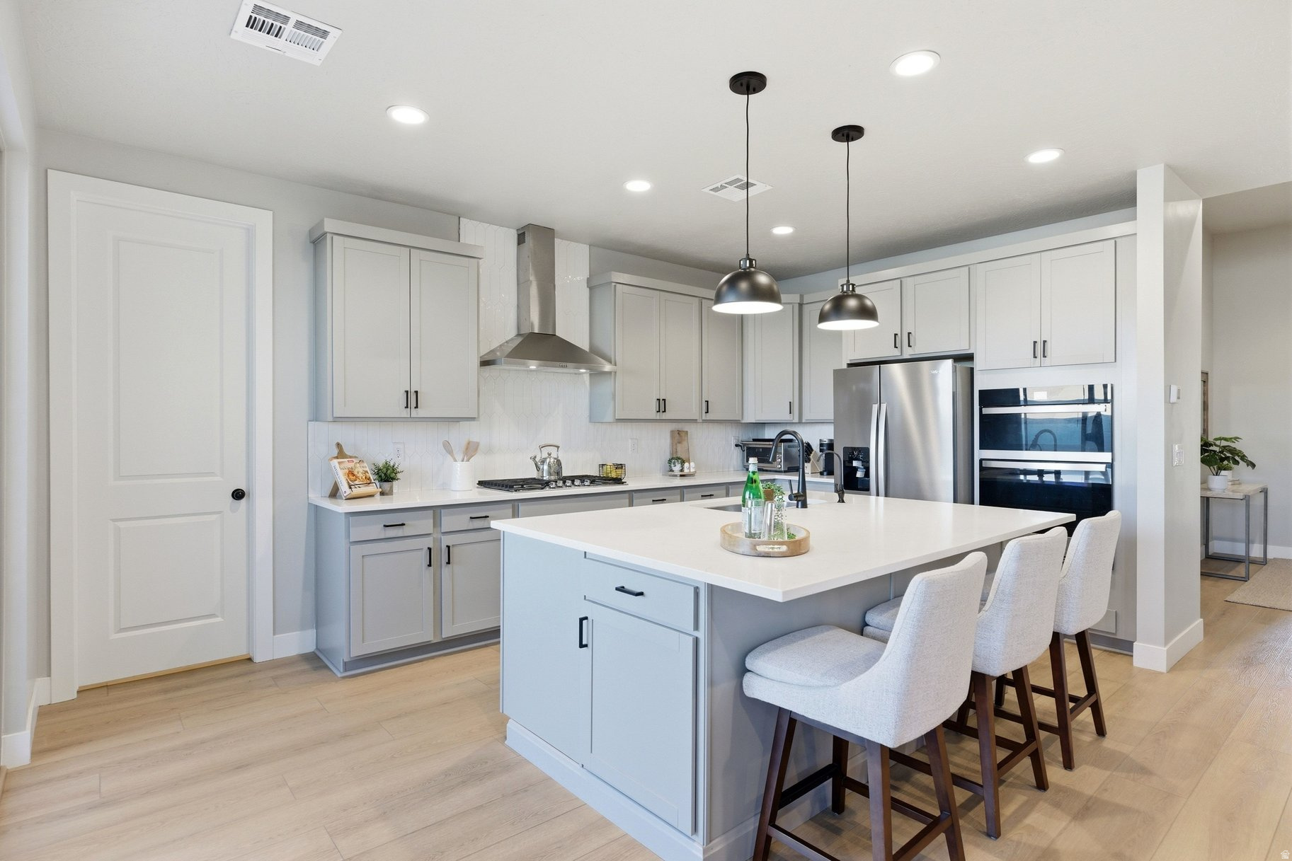 ROSALIA RIDGE AT DIVARIO AMD - Residential