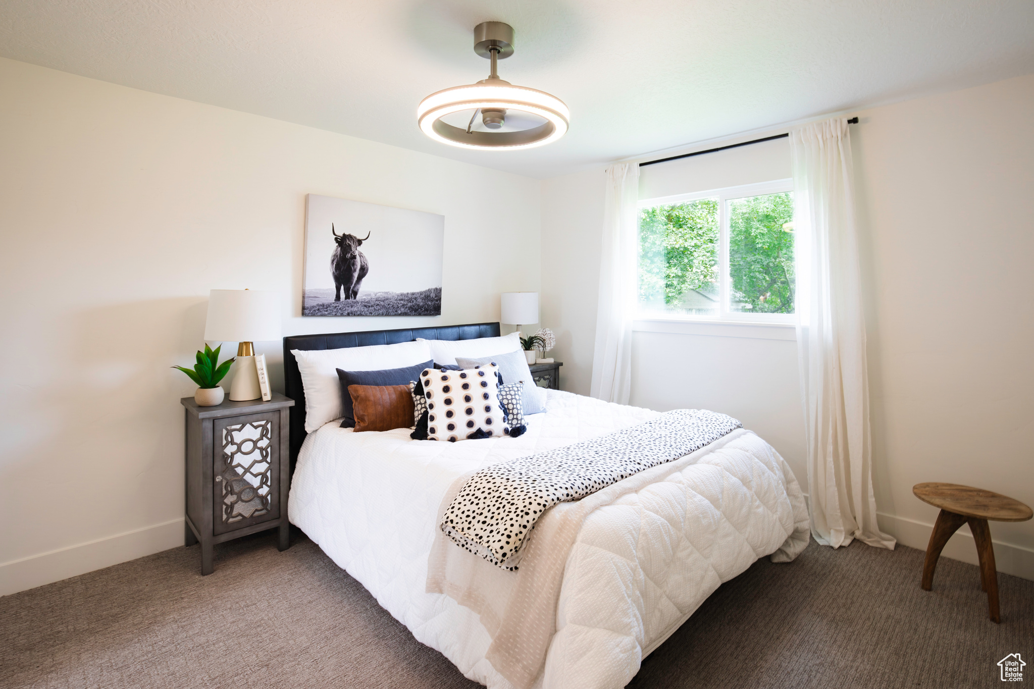 CROWN COLONY - Residential