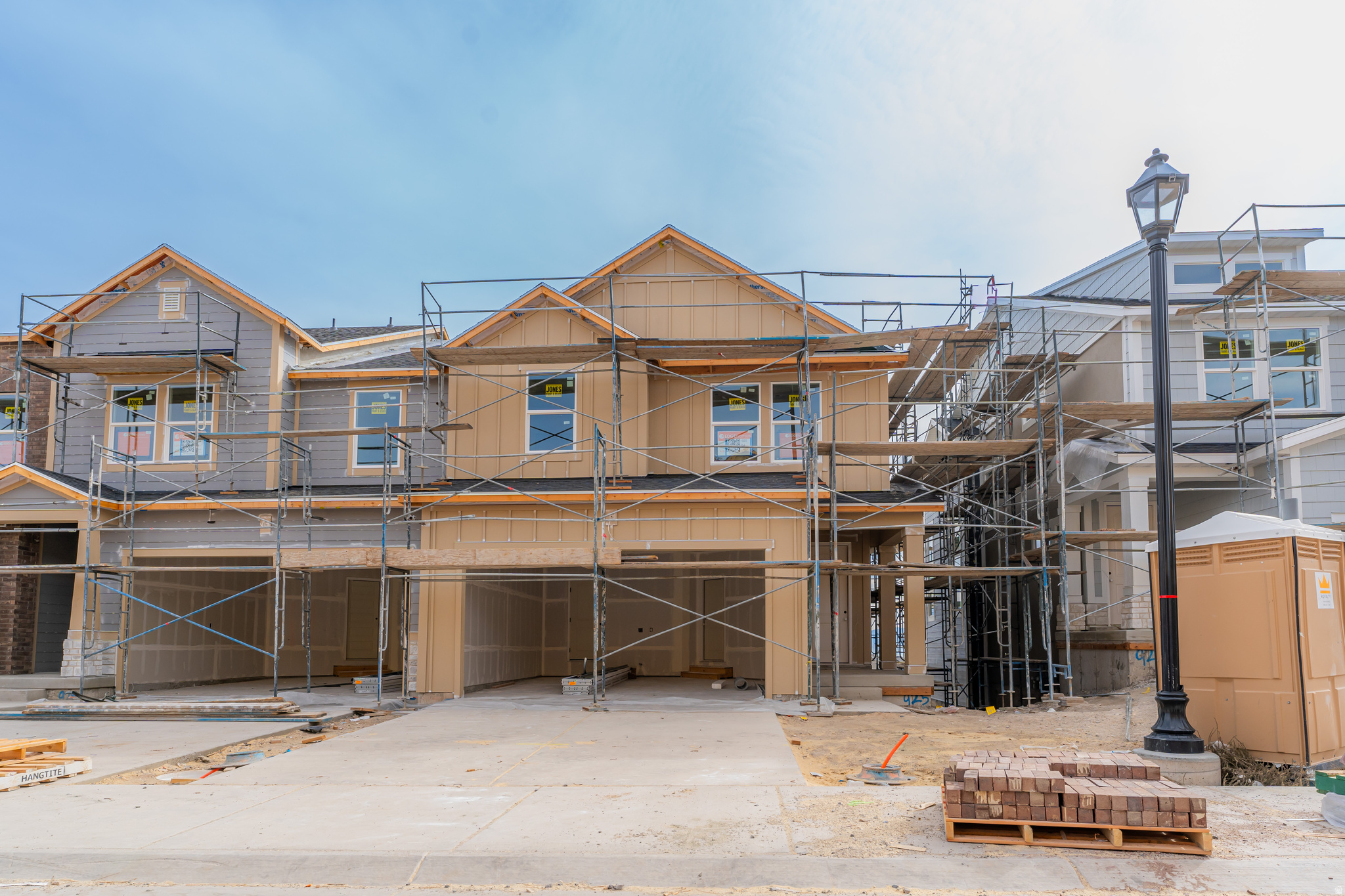 HIGHRIDGE - Residential