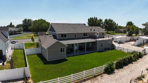 Tiny photo for 3736 W HAMMON LN S, Syracuse, UT 84075 (MLS # 2116669)