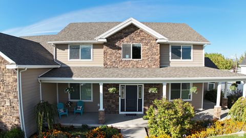 Tiny photo for 3736 W HAMMON LN S, Syracuse, UT 84075 (MLS # 2116669)