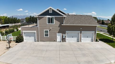 Tiny photo for 3736 W HAMMON LN S, Syracuse, UT 84075 (MLS # 2116669)