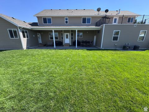Tiny photo for 3736 W HAMMON LN S, Syracuse, UT 84075 (MLS # 2116669)