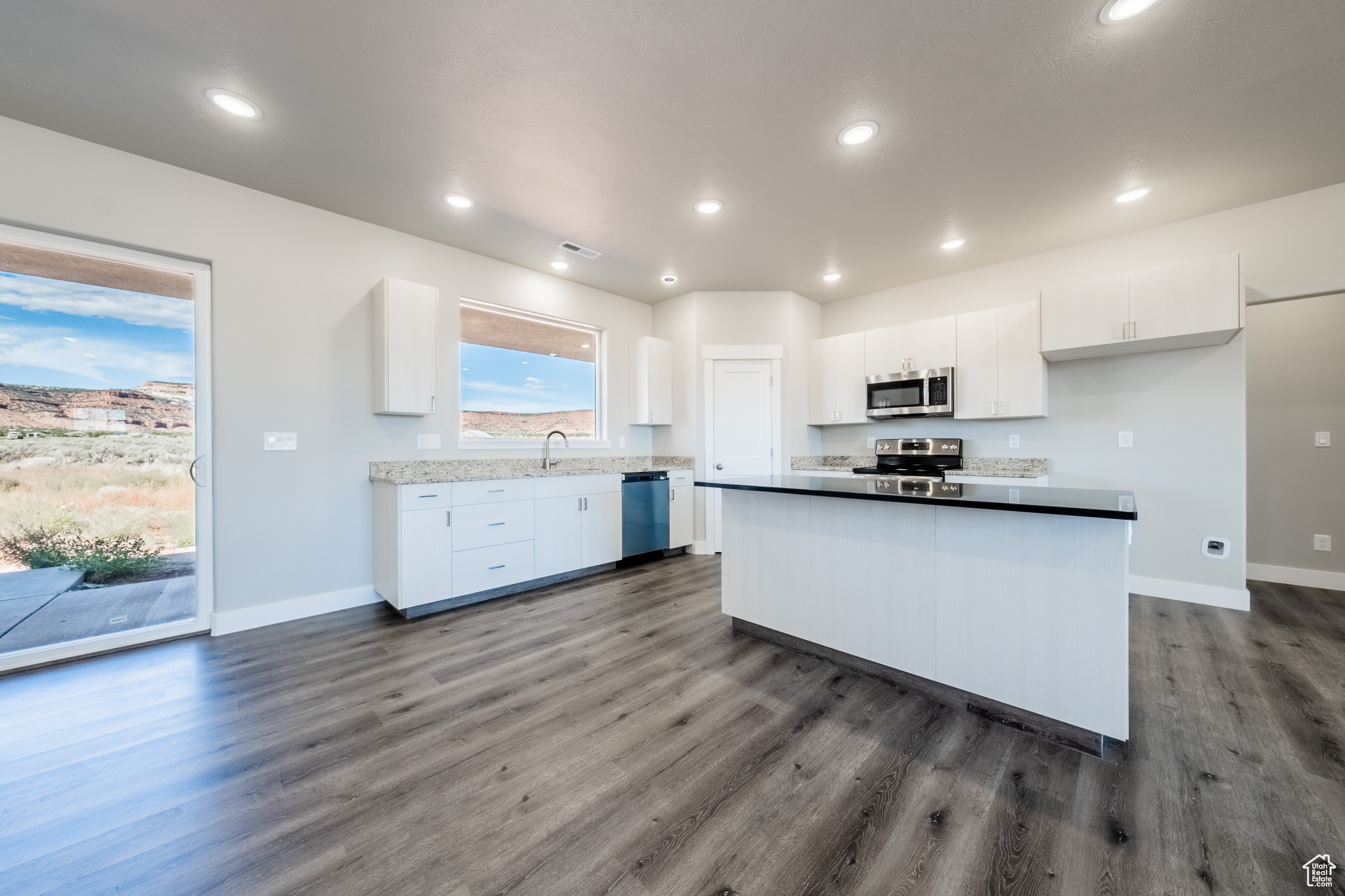4372 E Colt Cir, Kanab, Utah image 8