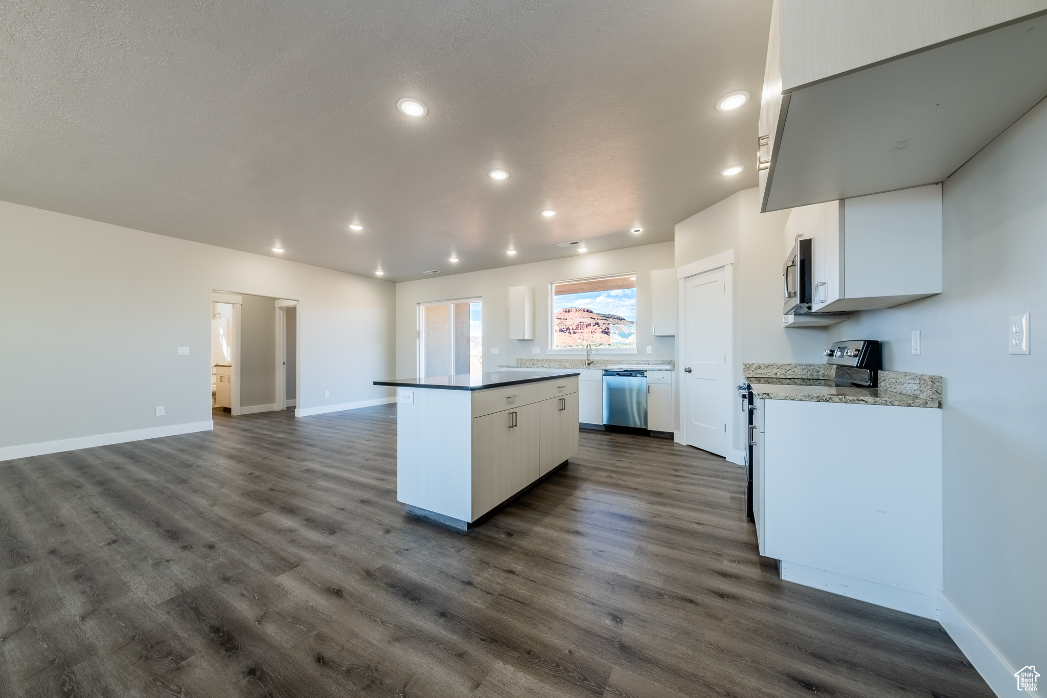 4372 E Colt Cir, Kanab, Utah image 6