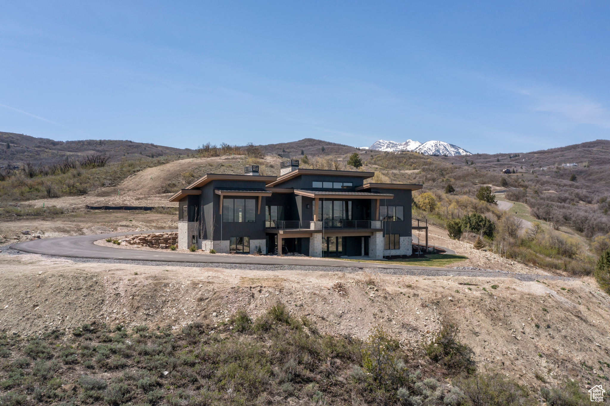 6251 E Legacy Dr, Huntsville, Utah image 3