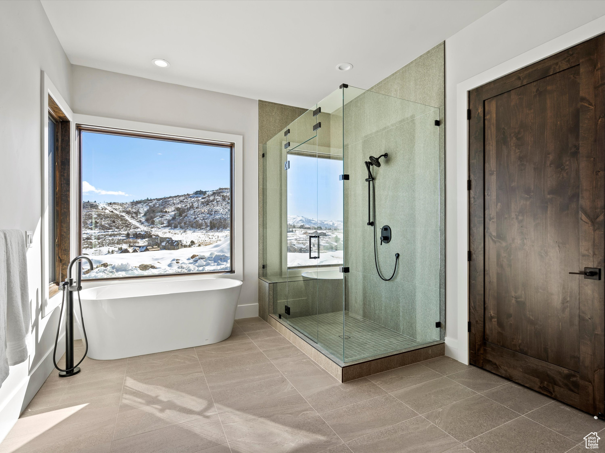 6251 E Legacy Dr, Huntsville, Utah image 35