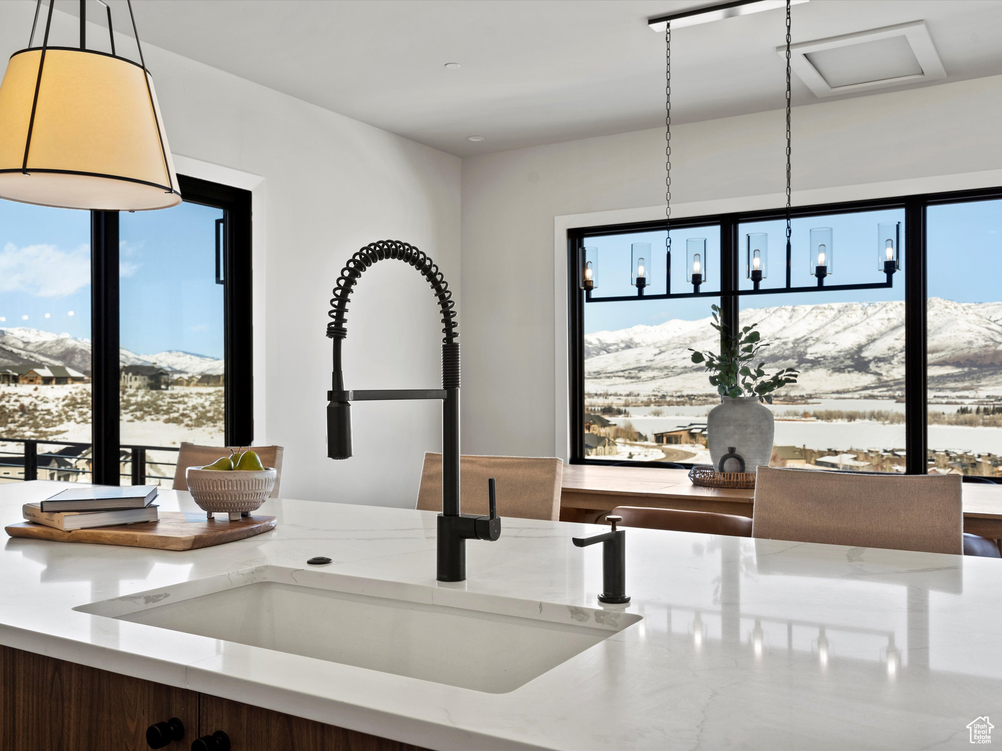 6251 E Legacy Dr, Huntsville, Utah image 23