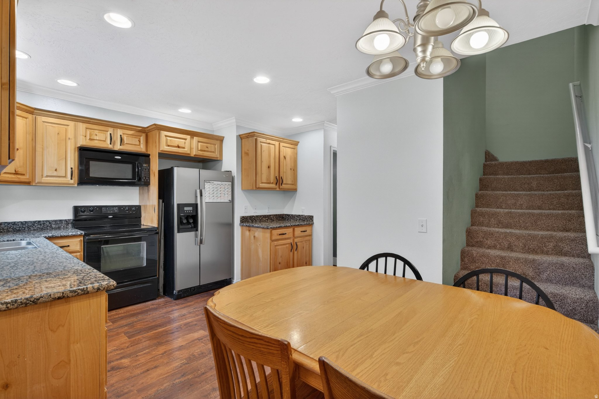 PINEVIEW CONDOMINIUM - Residential