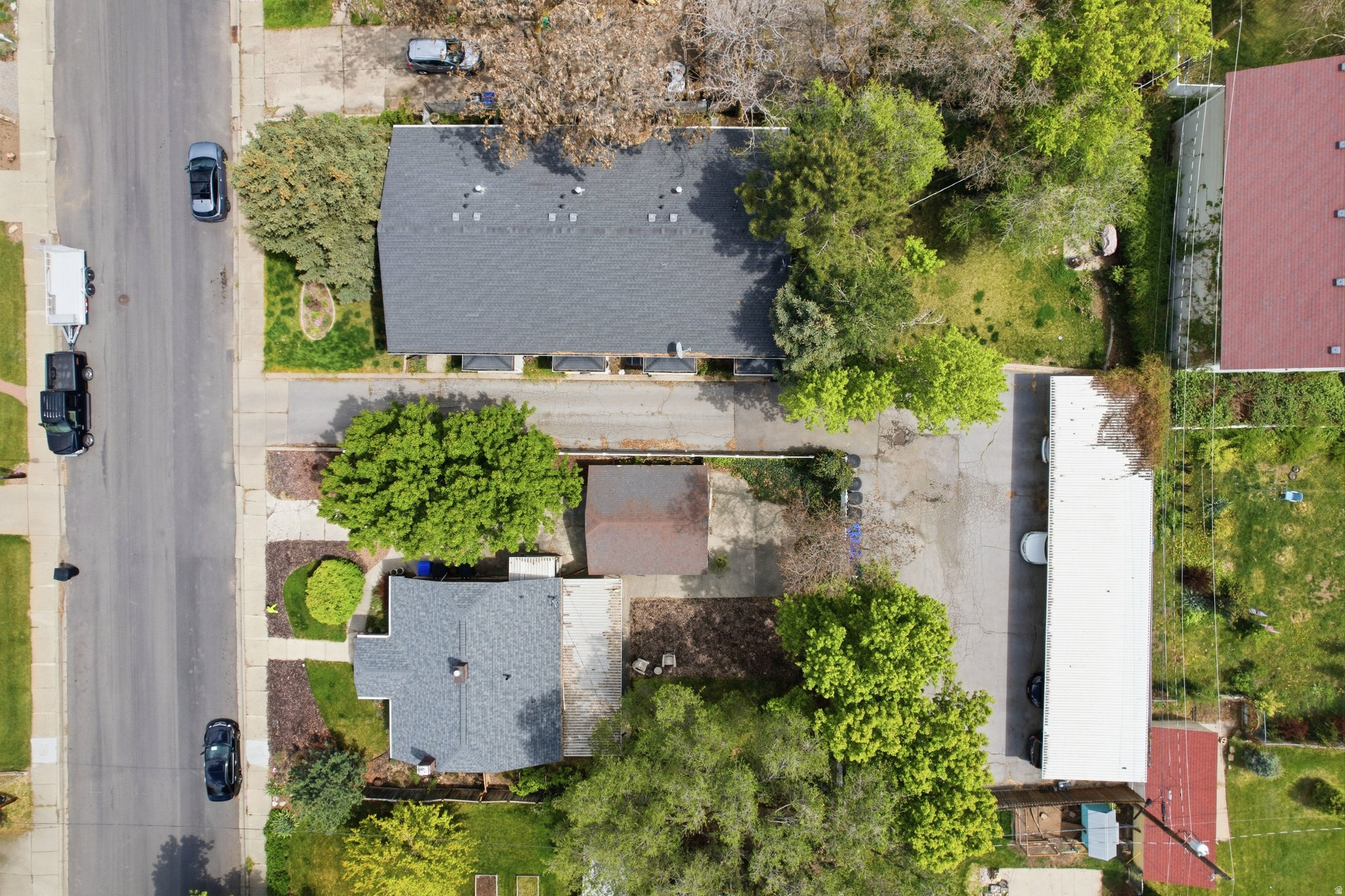 PINEVIEW CONDOMINIUM - Residential