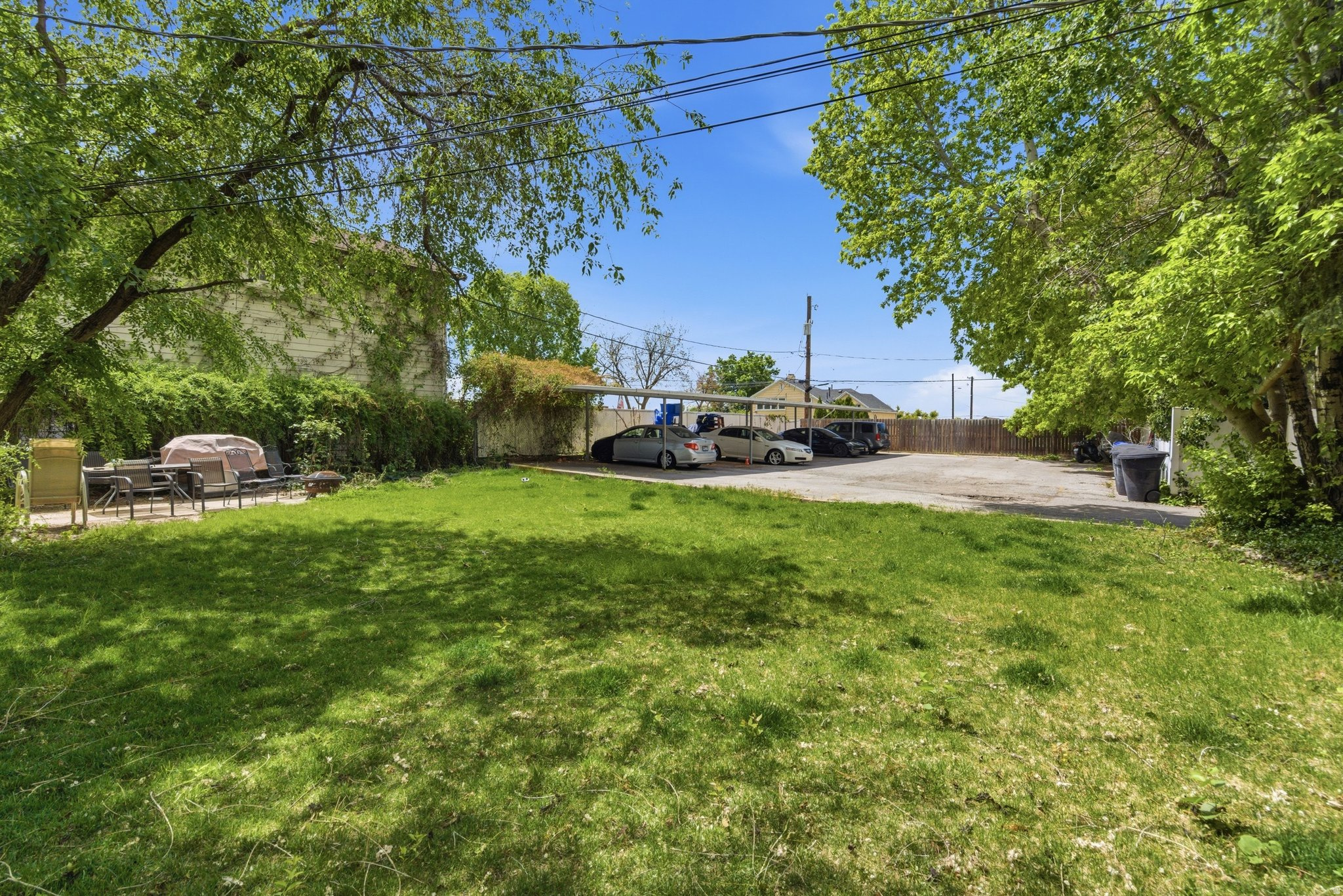 PINEVIEW CONDOMINIUM - Residential