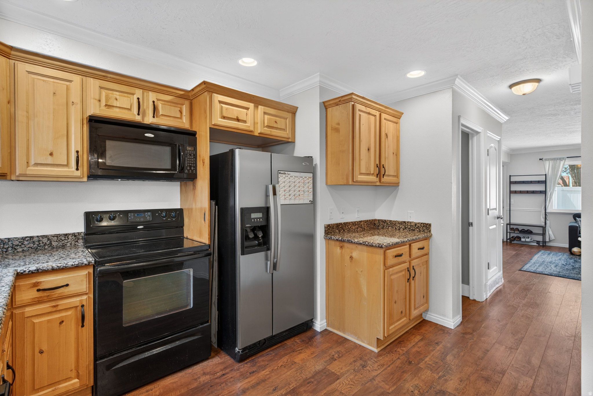 PINEVIEW CONDOMINIUM - Residential