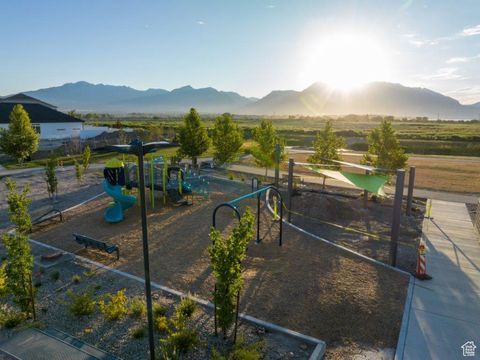 Tiny photo for 338 N BROADWAY DR #1018, Saratoga Springs, UT 84045 (MLS # 2102300)