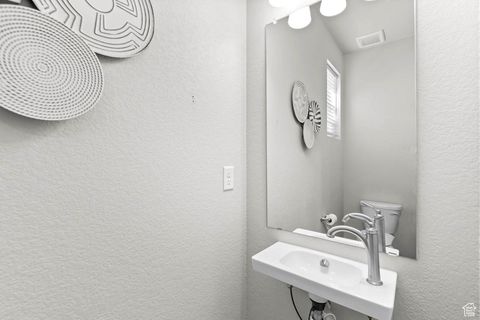 Tiny photo for 338 N BROADWAY DR #1018, Saratoga Springs, UT 84045 (MLS # 2102300)
