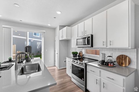Tiny photo for 338 N BROADWAY DR #1018, Saratoga Springs, UT 84045 (MLS # 2102300)