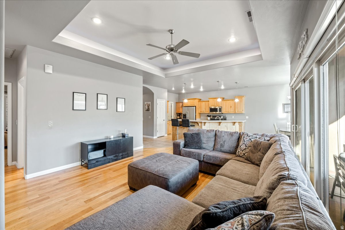 RIVER CREST TH 1 - Residential