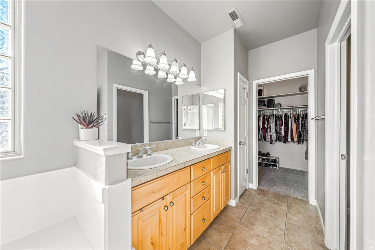 RIVER CREST TH 1 - Residential