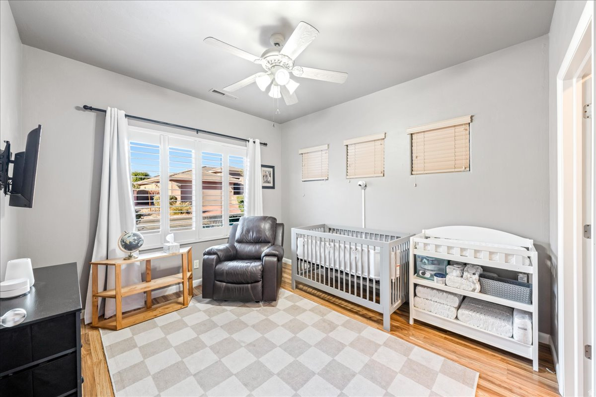 RIVER CREST TH 1 - Residential