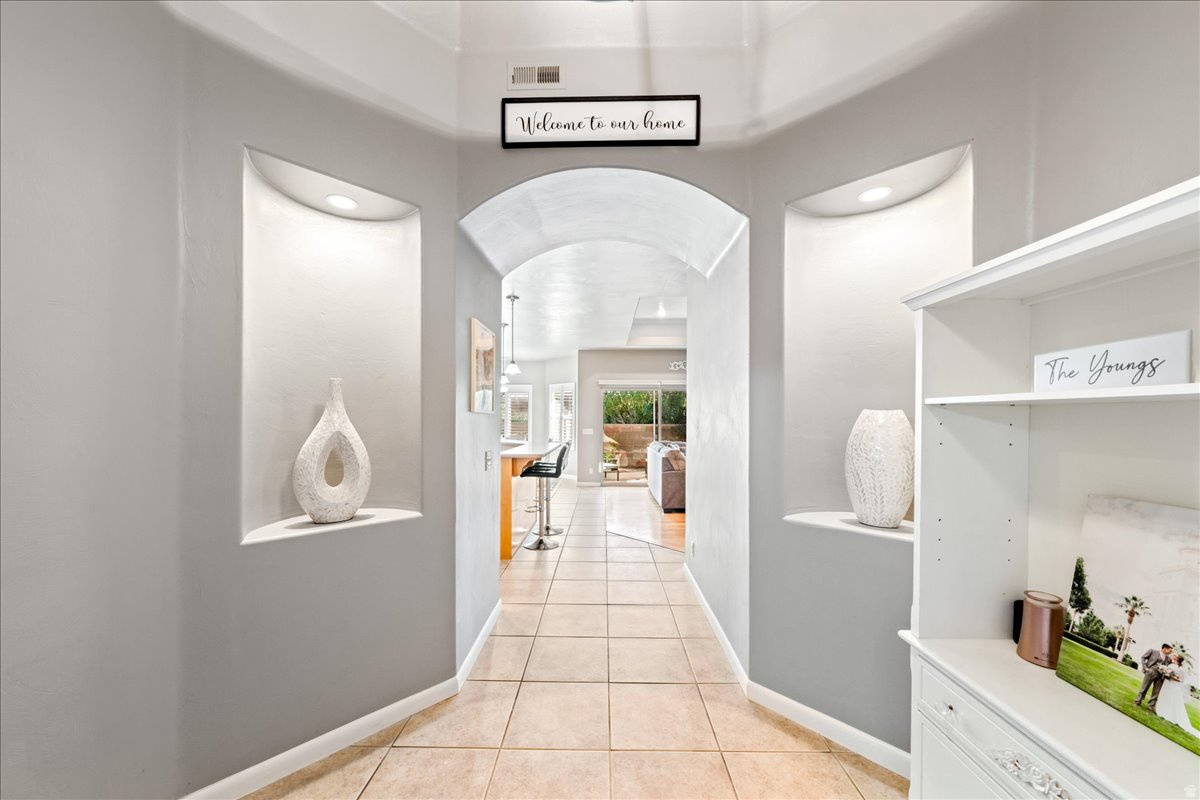 RIVER CREST TH 1 - Residential