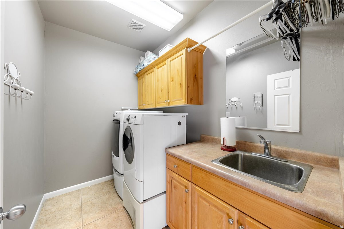 RIVER CREST TH 1 - Residential