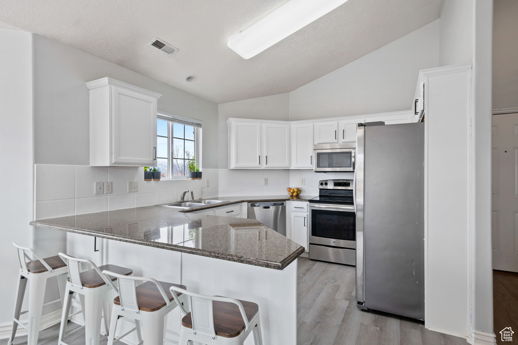 6828 S Clayton Way #9, West Jordan, Utah image 8
