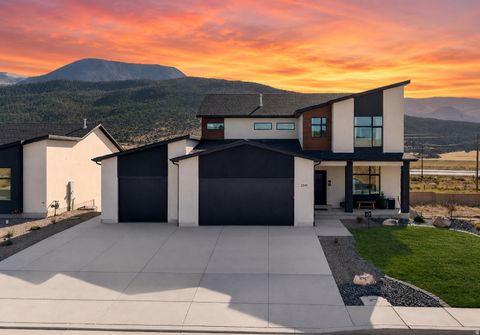 Homes For Sale - 2549 W Black Sage Dr<br/> Iron County, Cedar City, UT 84720