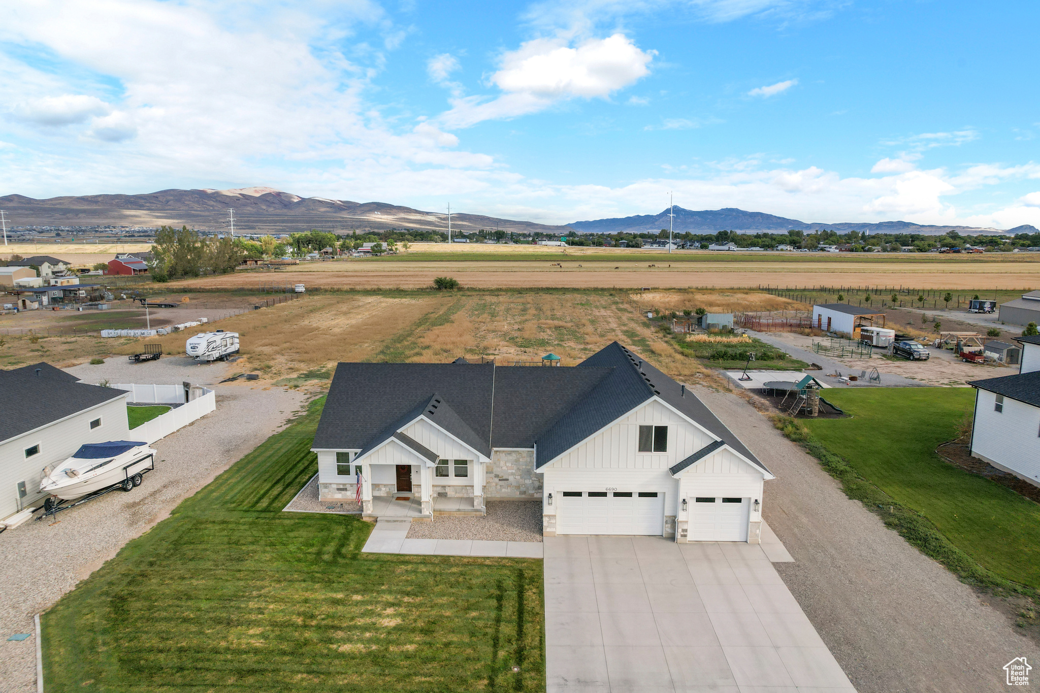 FREEMAN FARMS - Residential