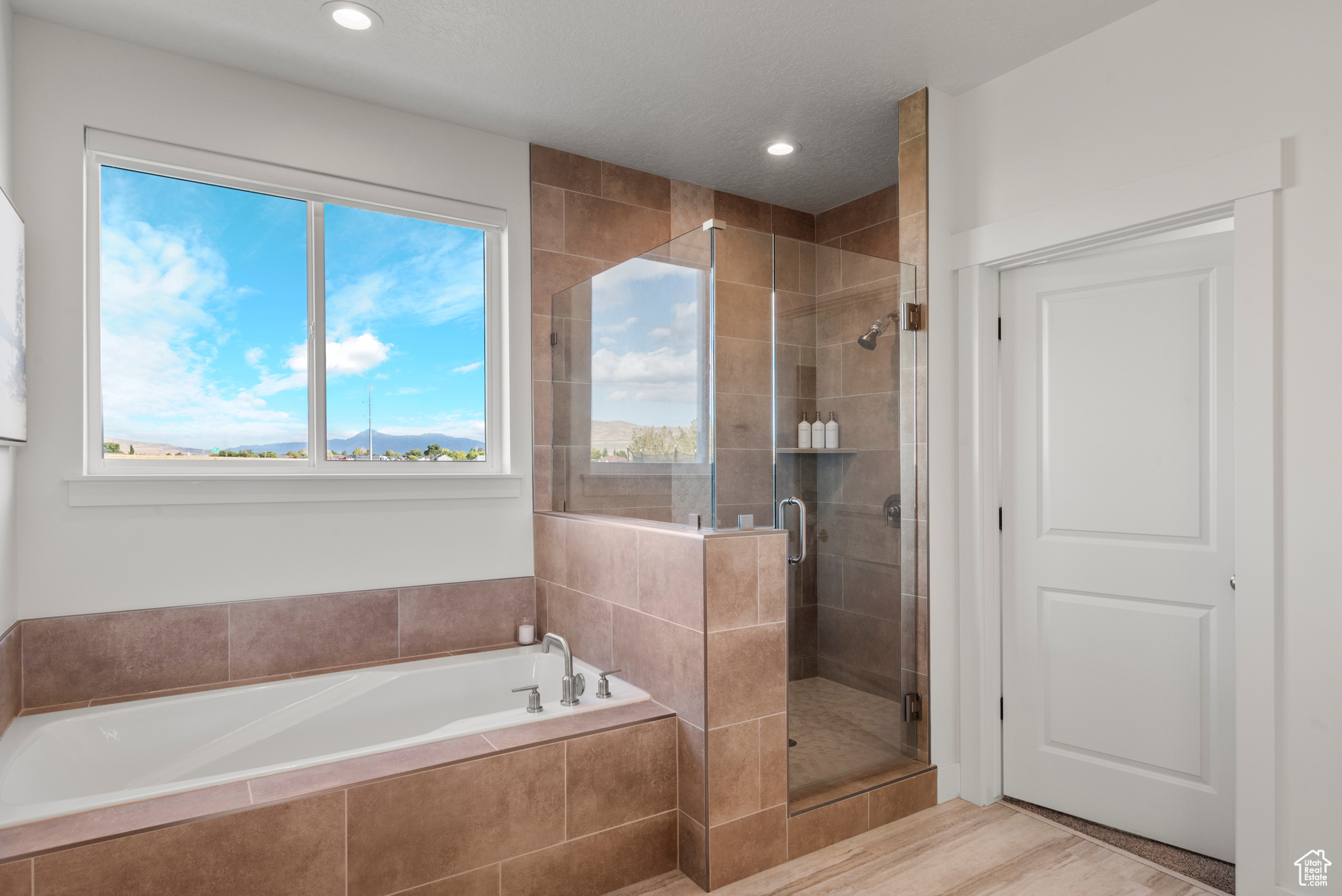 FREEMAN FARMS - Residential