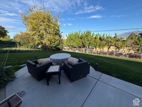 Tiny photo for 4539 S COUNTRY VIEW DR E, South Ogden, UT 84403 (MLS # 2192863)