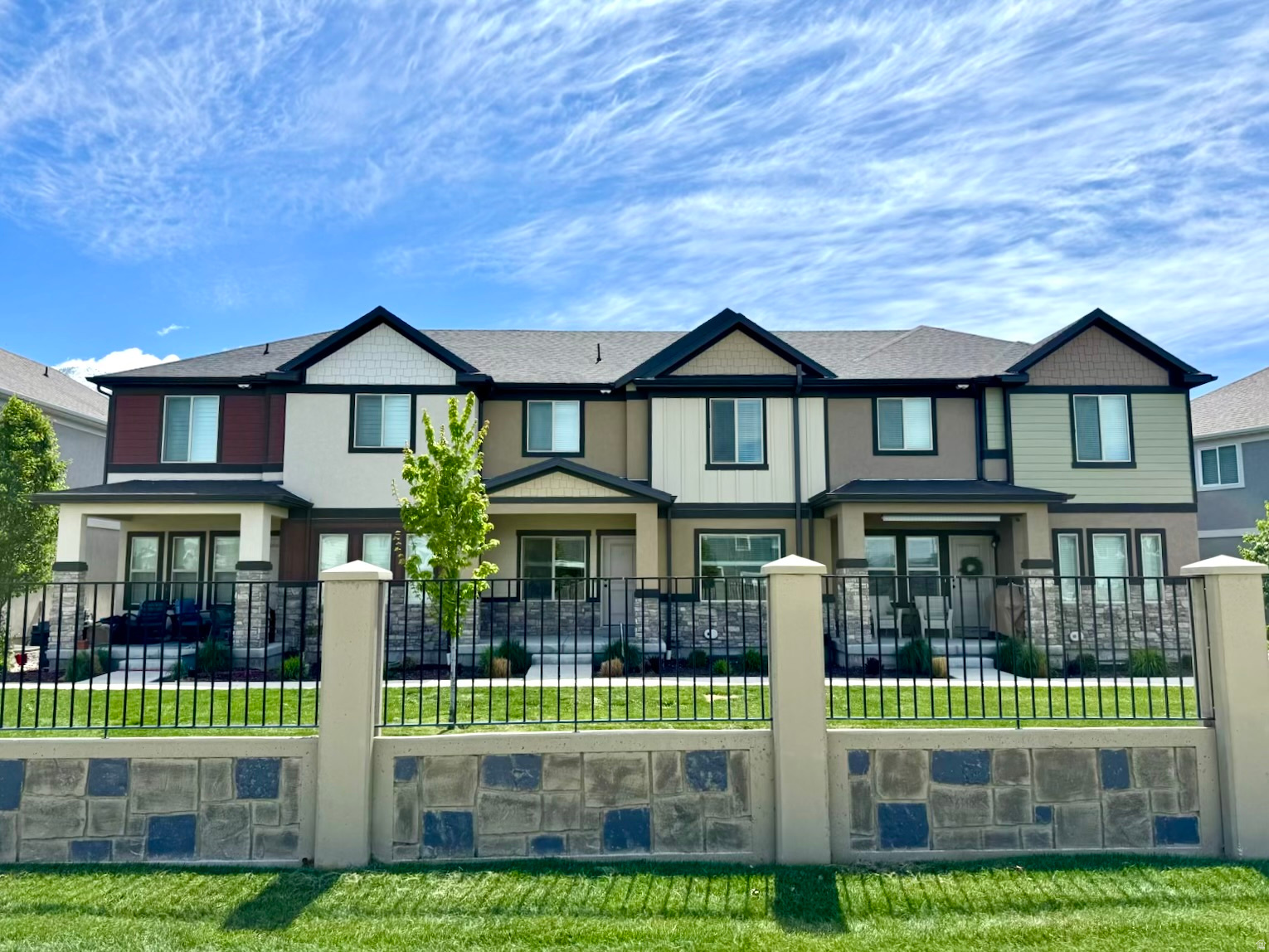 LEGACY TOWNHOMES - Residential